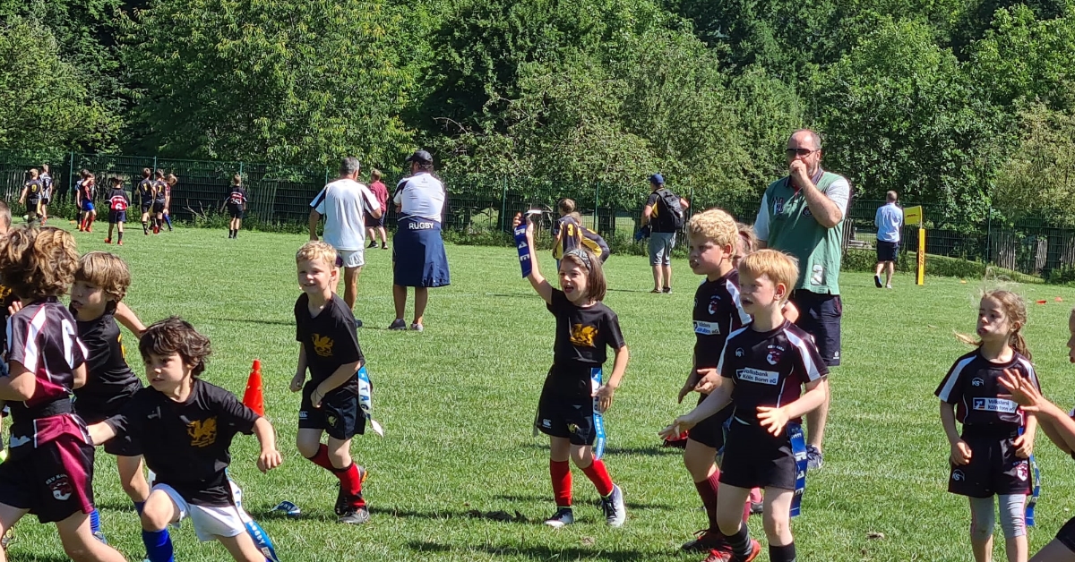 Junior Dragons visit Bonn